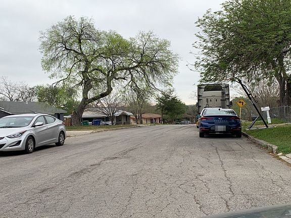 4th image of 3327 Colglazier Ave