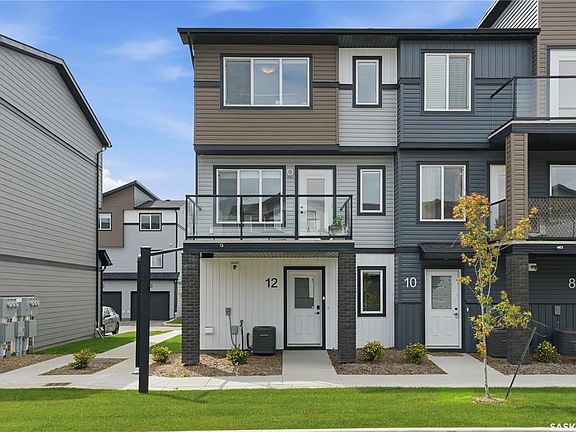 3rd image of UNIT 12-651 Dubois CRESCENT