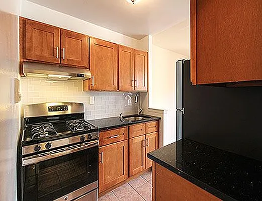 Rented by SW Queens Mezzanine | media 12