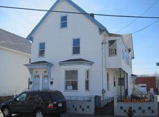 325 Concord St, Lowell, MA 01852