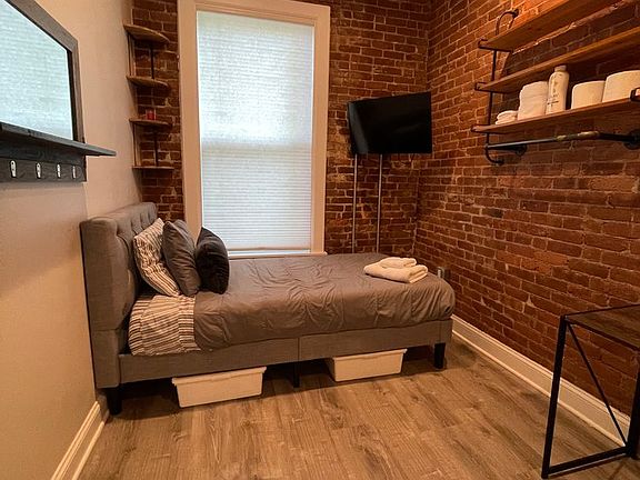 4th image of 411 Orange St #3D