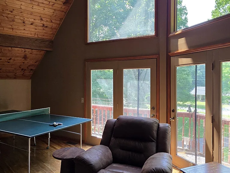 278 Forest Rd — Photo 9