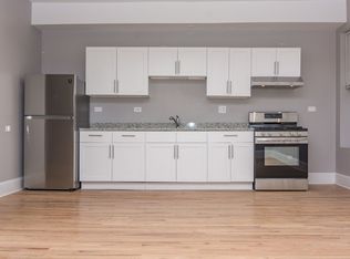 6043 S Prairie Ave #2, Chicago, IL 60637