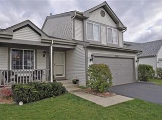 2321 Hunters Ln, Round Lake Beach, IL