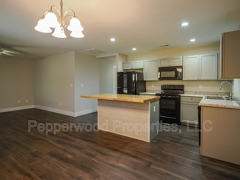 40 Creekside Ln — Photo 6