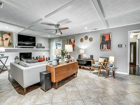 5th image of 2542 Norsworthy Dr