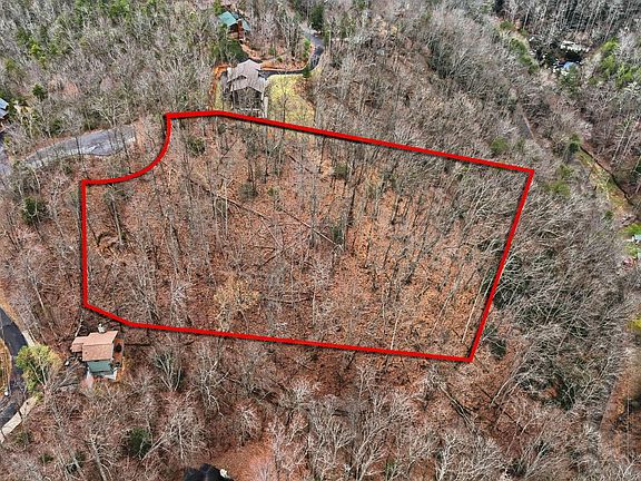 2nd image of Mathis Hollow Rd