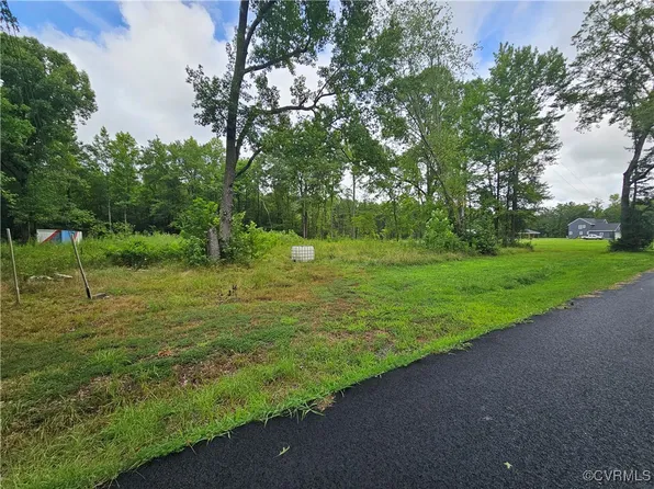 10342 Pleasants Cir #3, Doswell, VA 23047