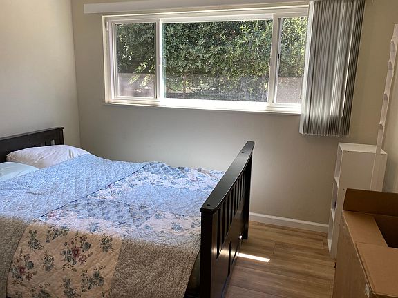5th image of 10264 E Estates Dr