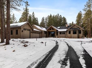 60030 River Bluff Trl, Bend, OR 97702