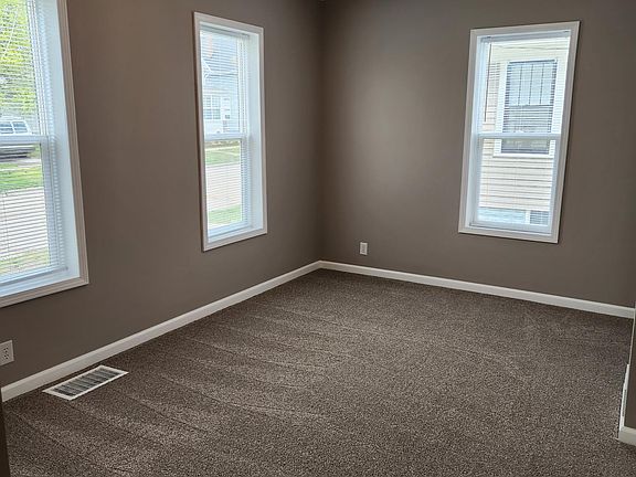5th image of 1025 Morrison Ave #1