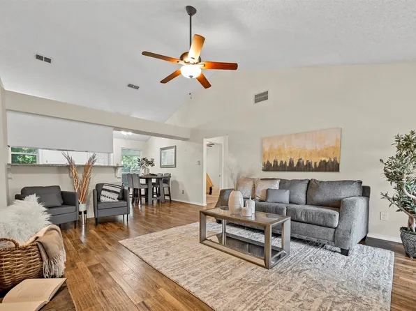332 Richy Rd, Roanoke, TX 76262