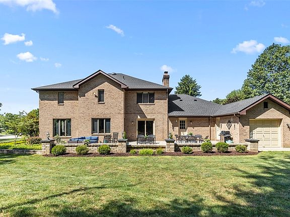 3rd image of 4566 Dogwood Dr