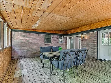 4 bed, 1729 sqft, $1,600 — Photo 3