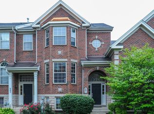 681 Prestwick Ln, Wheeling, IL 60090