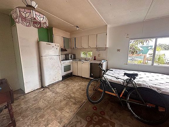 4th image of 2345 190th St #33