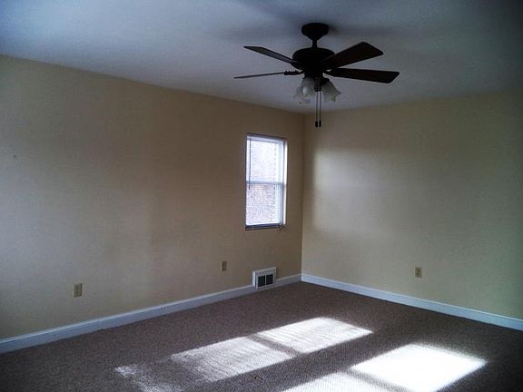 3rd image of 608 E 25th St