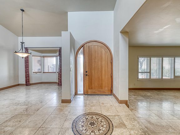 4th image of 22217 N Los Caballos Dr