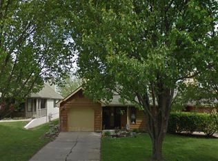 308 Glenview Dr, Lawrence, KS 66049