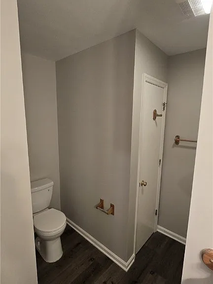 122 Penn Sta — Photo 16