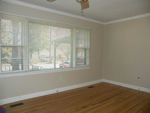 3rd image of 717 S Lovell Ave