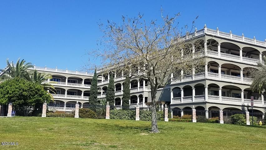 1st image of 4640 W Beach Blvd