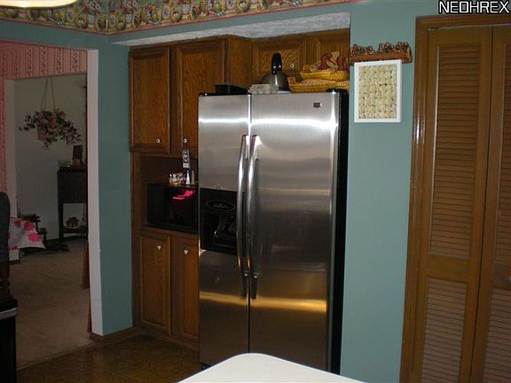 5th image of 124 Atterbury Blvd