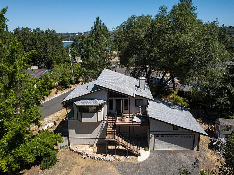 11646 Inverness Way #B — Photo 3