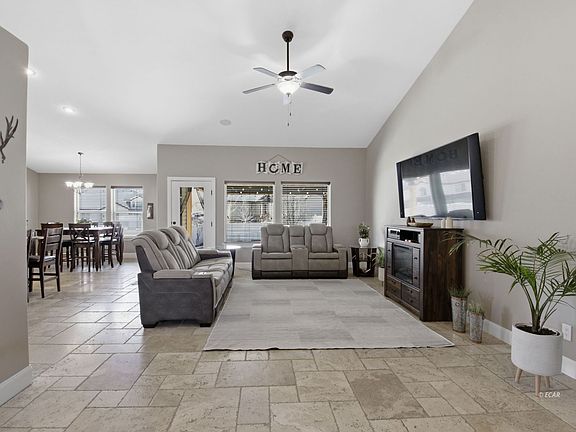 4th image of 3731 Valley Ridge Ave