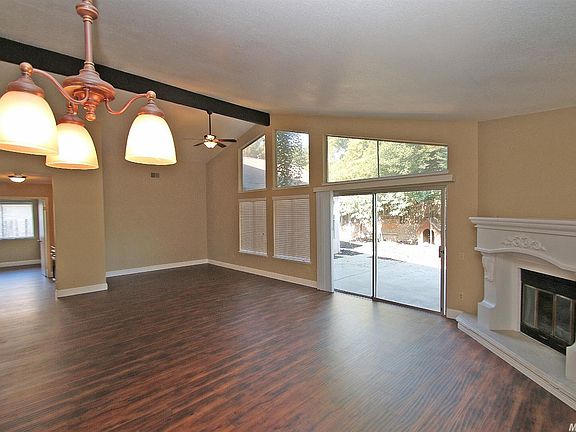 3rd image of 3044 Mill Oak Way