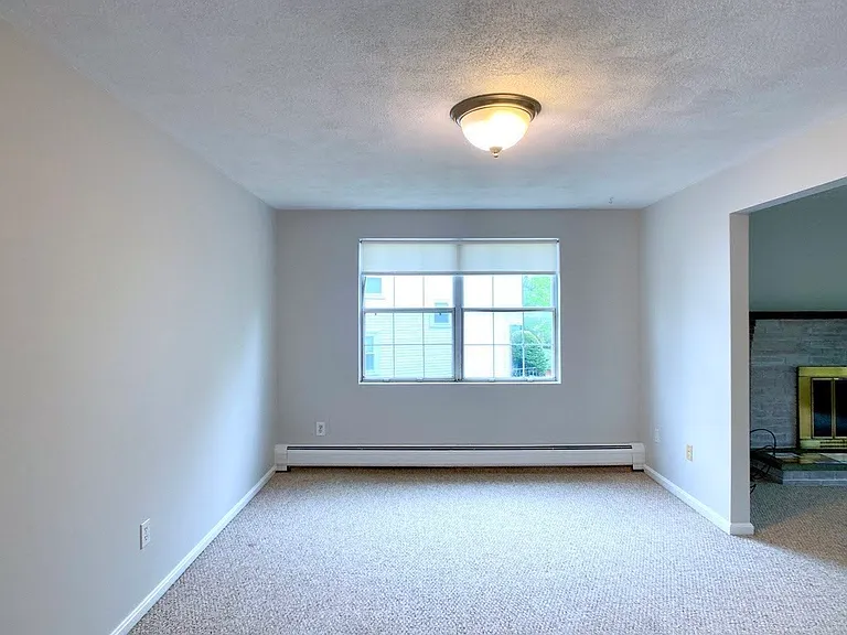 25 Columbia Ave #25 — Photo 23
