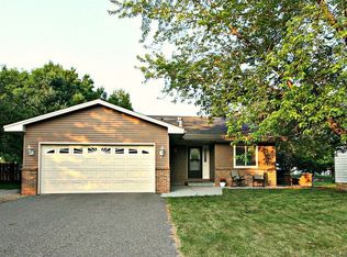 9902 Ives Ln N, Maple Grove, MN 55369