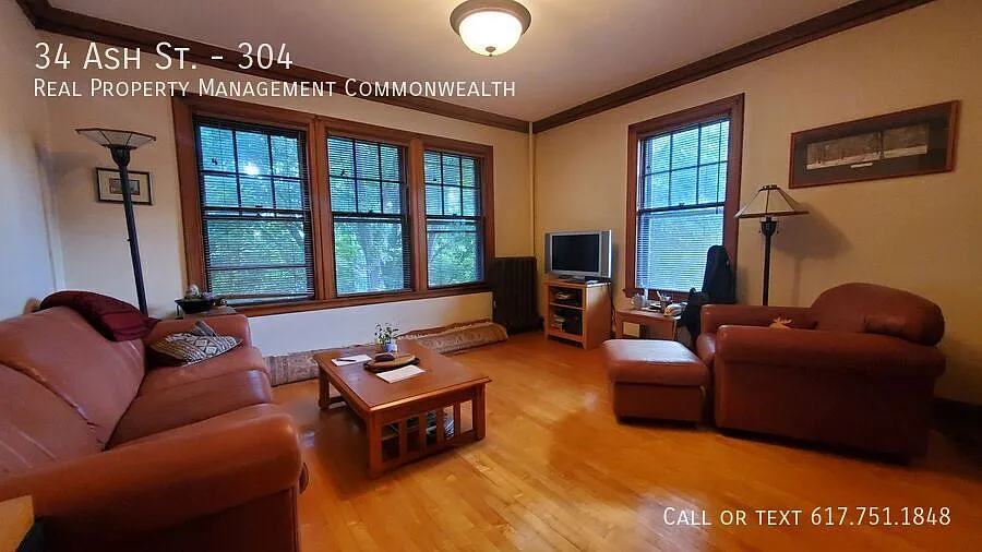 34 Ash St #304