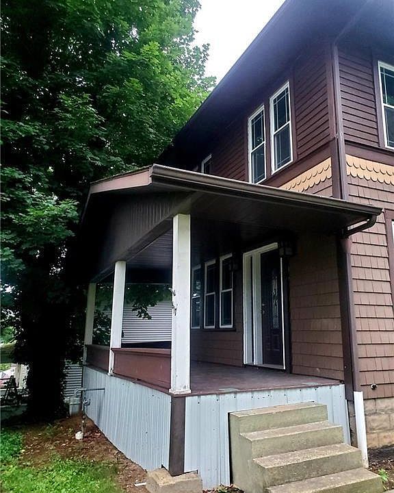 1st image of 617 N 8th St