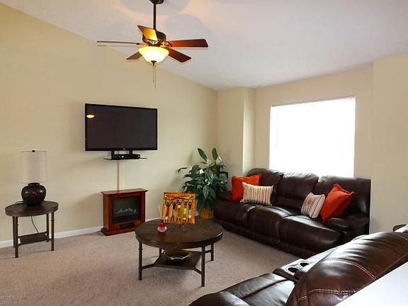 2nd image of 4952 Silverglen Dr SE