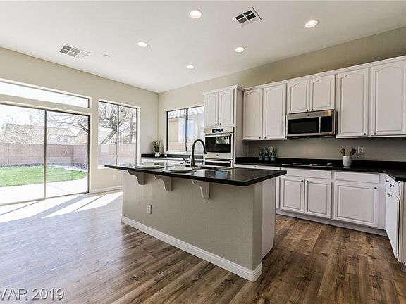 3rd image of 5917 Casa Coronado Ave