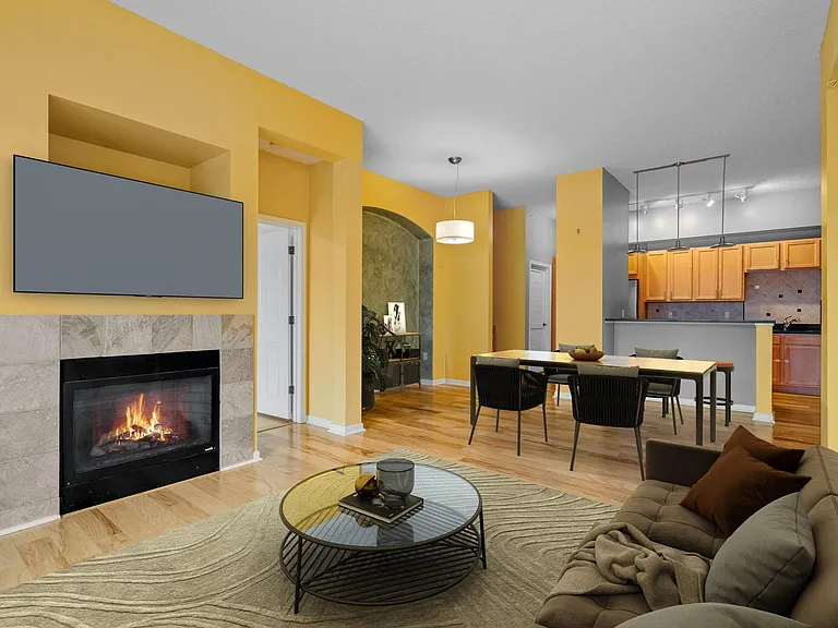 500 E Grant St #207 — Photo 9