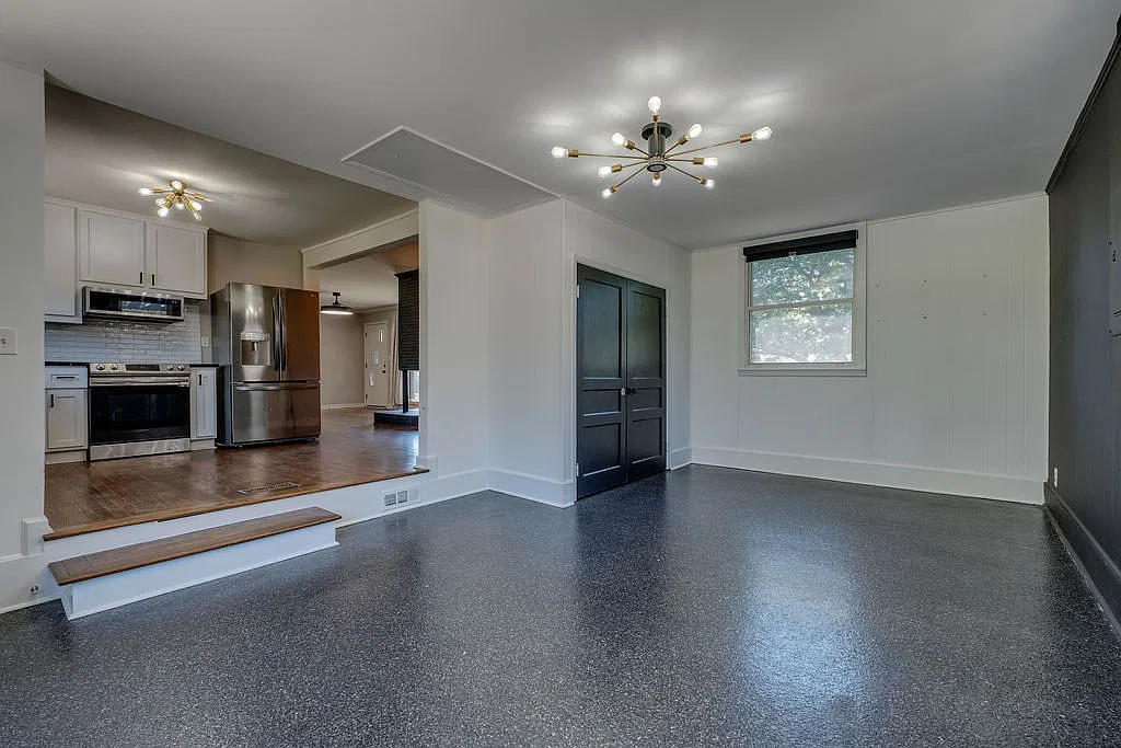 3 bed, 1386 sqft, $2,600 — Photo 4