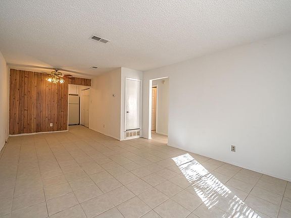 3rd image of 311 E Rogers St APT A