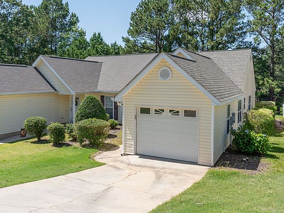 3rd image of 315 Southbank Dr