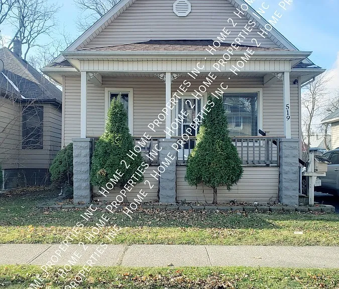 519 Oak St #MAIN — Photo 1