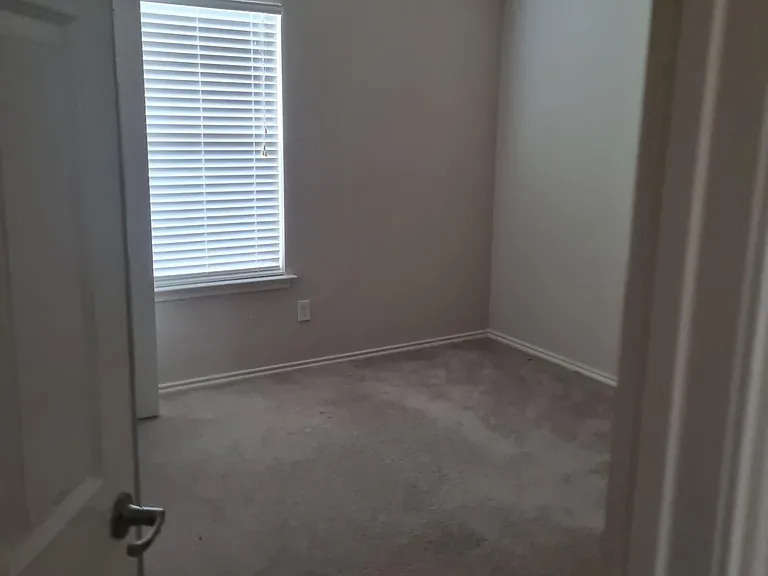 6709 Canis Dr — Photo 7