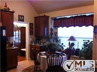 3rd image of 221 Cox Dr