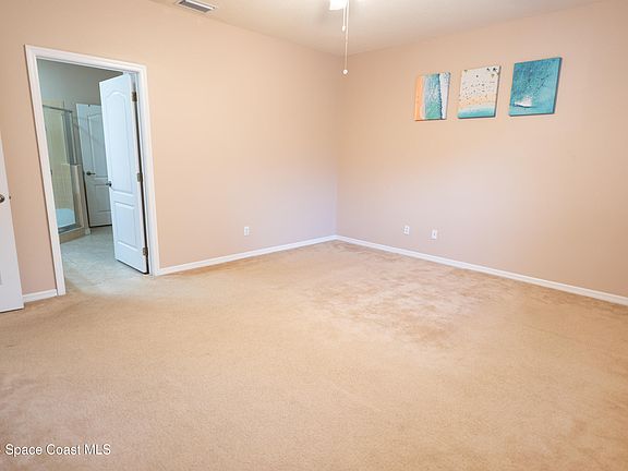 5th image of 1040 Venetian Dr Unit 204