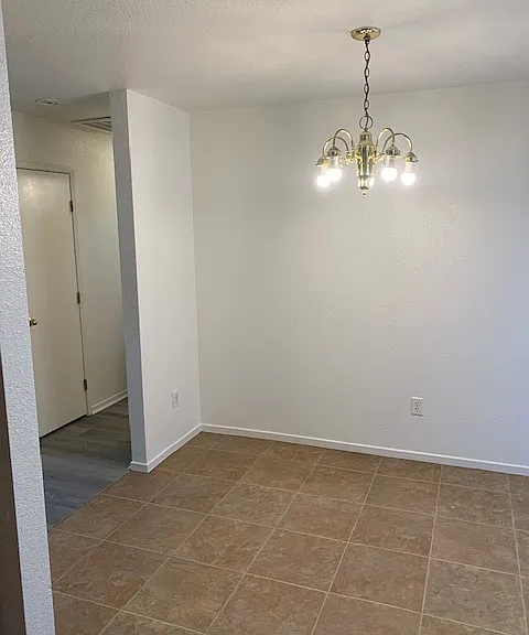 950 W McIntire Ave — Photo 5