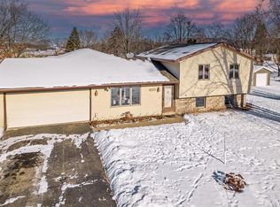 W6738 Strawberry Rd, Onalaska, WI 54650