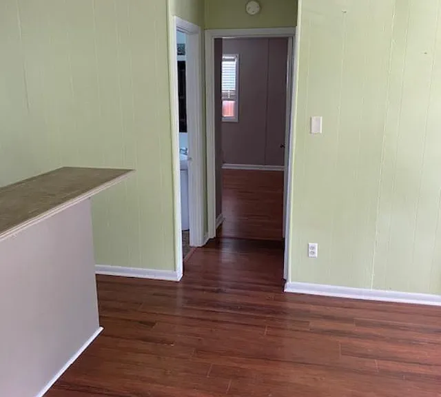 212 Candy Ln — Photo 6