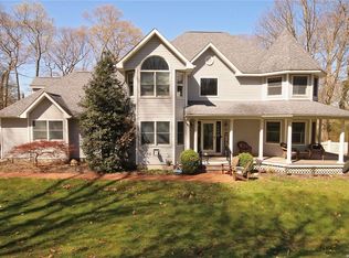 10 Randall Rd, Wading River, NY 11792