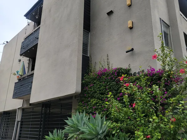3617 Monon St APT 2, Los Angeles, CA 90027