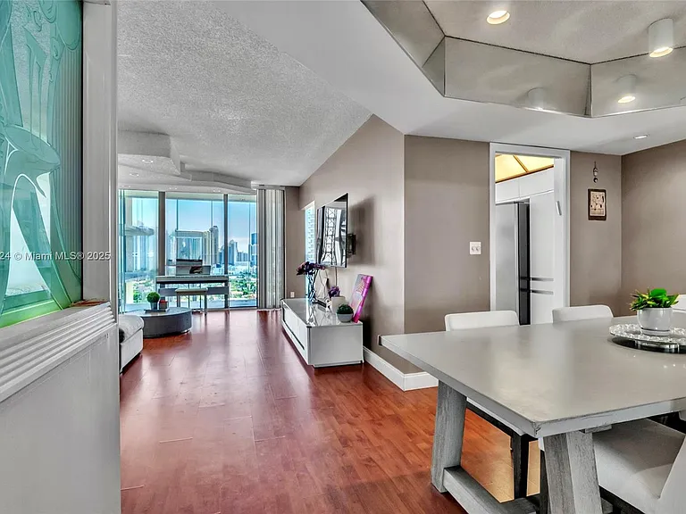19355 Turnberry Way #19F — Photo 6
